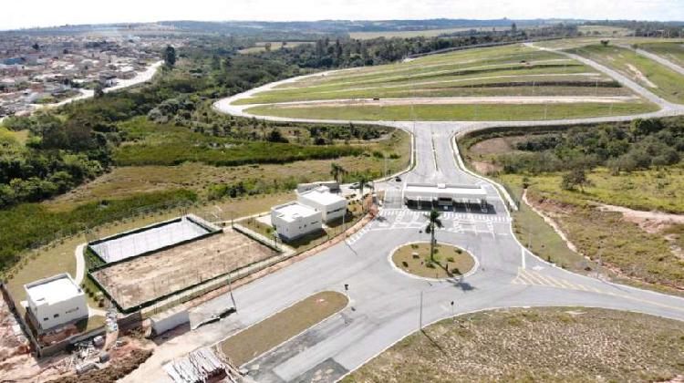 Condomínio fechado Horto Florestal Villágio liberado p/