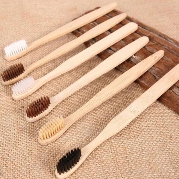 10 escovas de bambu