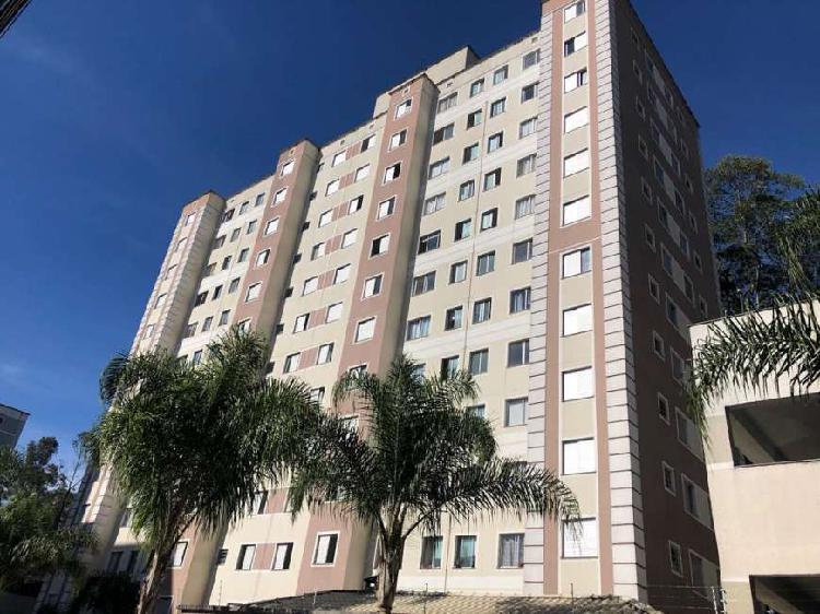 Apartamento com 2 dormitórios no Parque São Vicente Mauá
