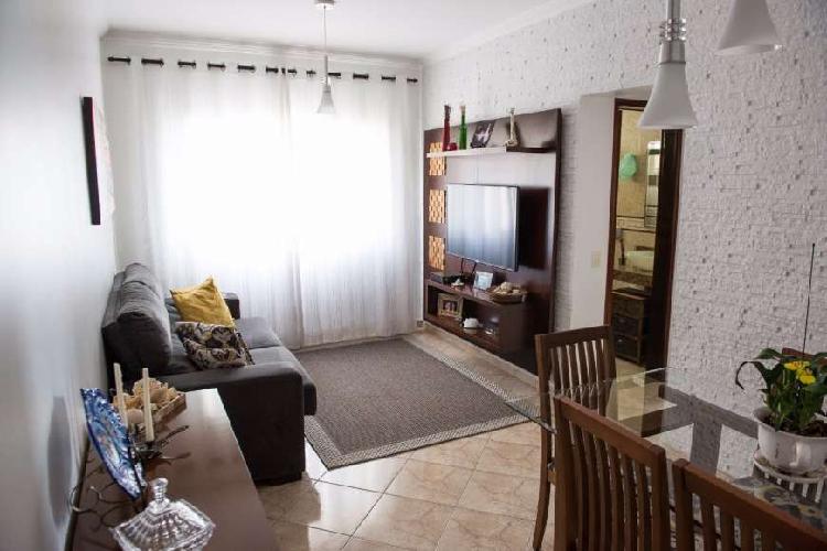 Apartamento para venda possui 64 metros quadrados com 2