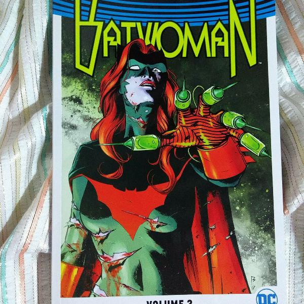 Batwoman, volume 2, DC, Panini Comics.