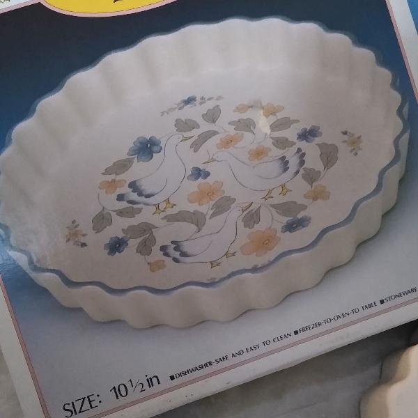 Forma de porcelana para Quiche retrô