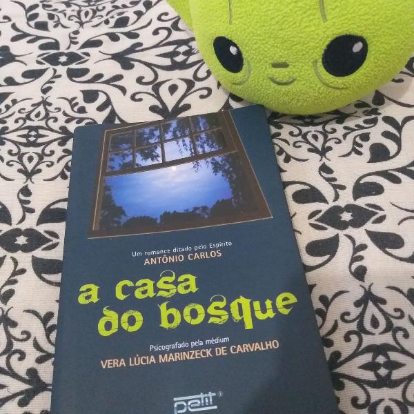 Livro - A Casa do Bosque