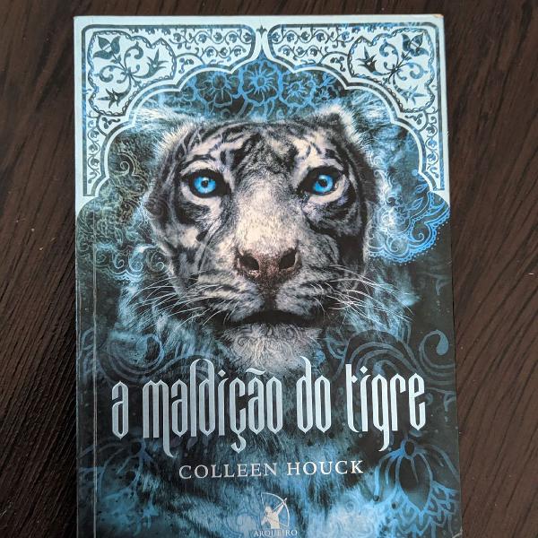 Livro A Maldição Do Tigre - Colleen Houck