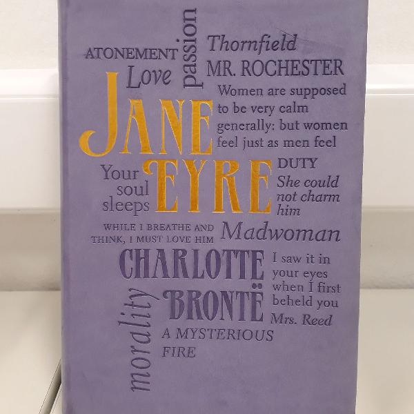 Livro Jane Eyre (edição em inglês)