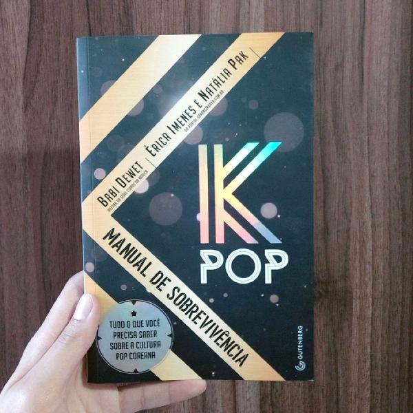 Livro Kpop manual de sobrevivência, tudo o que você