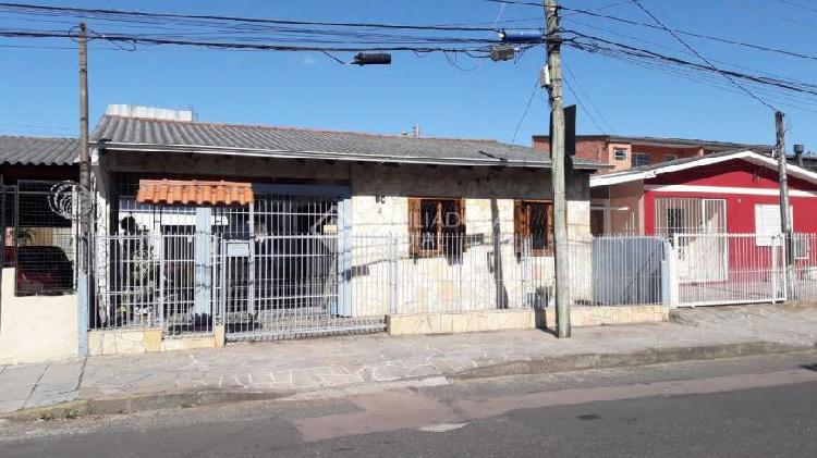 PORTO ALEGRE - Casa Padrão - Camaquã
