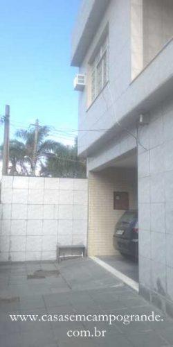 RJ – Campo Grande – Centro – Casa Duplex 4 Quartos/1