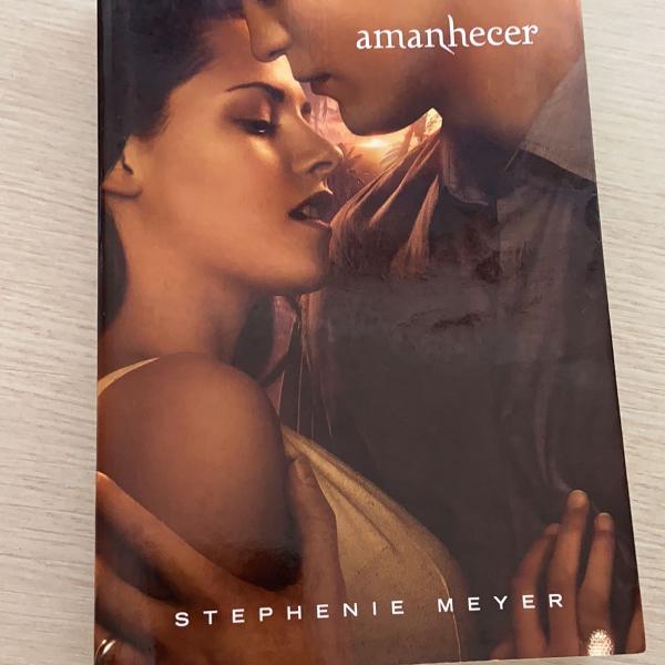 amanhecer stephanie meyer