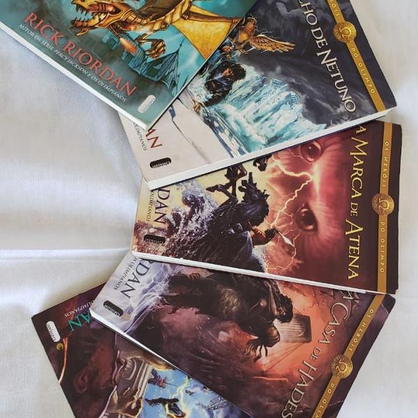 coleção - os herois do olimpo - rick riordan - 5 livros