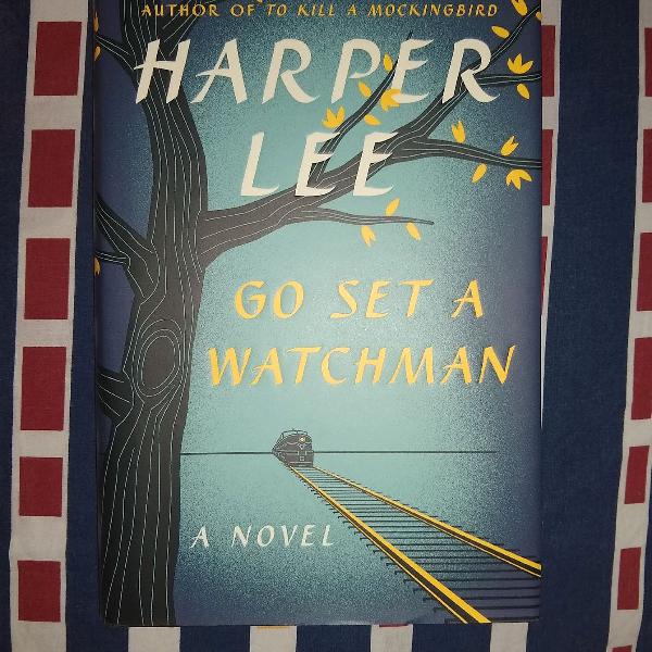 livro da Happer Lee hardcover/capadura "go set a watchman"