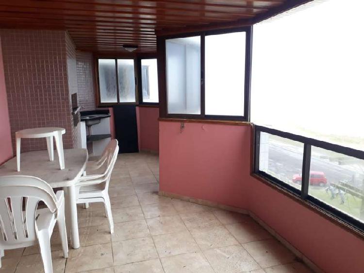 Apartamento de frente para o mar ao lado da praça do Farol