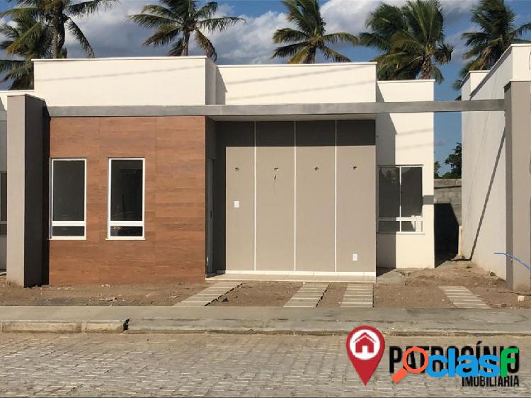 Casa Residencial com 3/4 em Condomínio
