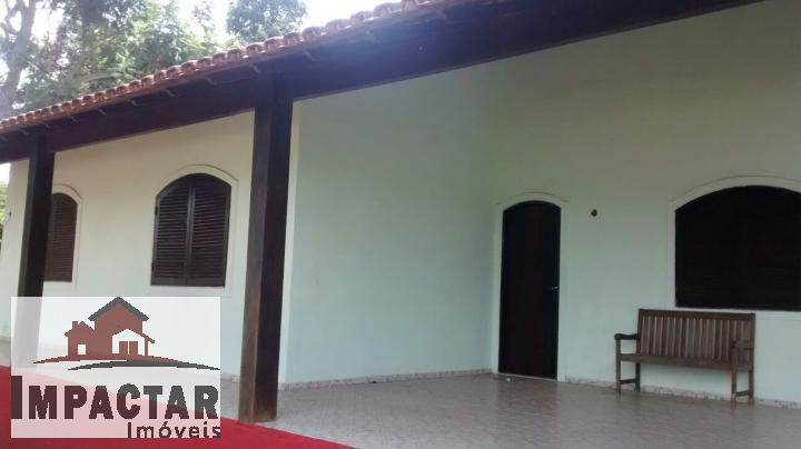 Excelente casa em Araruama com 4 quartos!