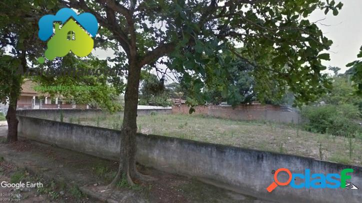 Excelente terreno com ótima topografia com 450m² Bairro