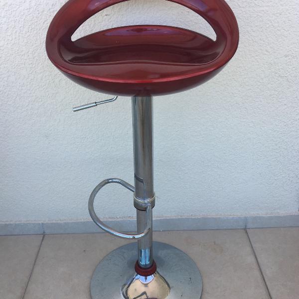 banco vermelho