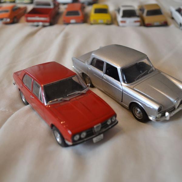 lote de 2 miniaturas alfa romeo - escala 1/43