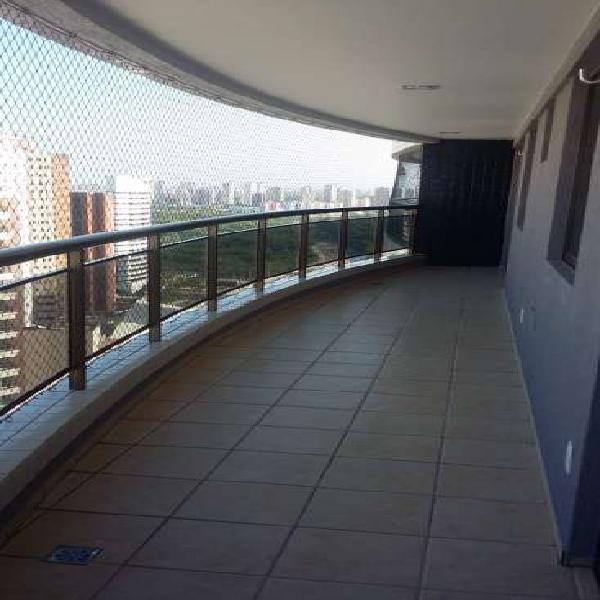 Apartamento 90 metros quadrados com 3 quartos em Cocó -