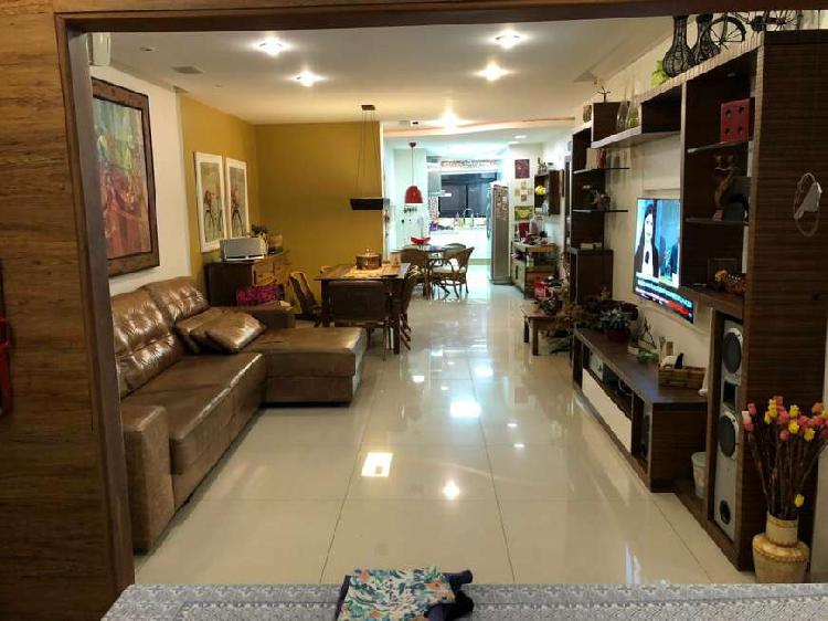 Apartamento para venda possui 155 metros quadrados com 3
