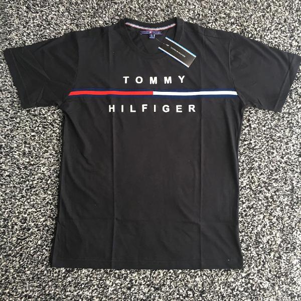 Camiseta Tommy Hilfiger Nova