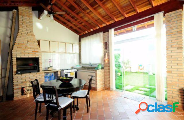 140-Atibaia-Nirvana-590.000,00-Térrea-Linda-3 Dorm-Troca