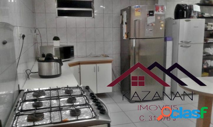 Apartamento 02 dormitórios - bairro Vila Mathias-Santos/SP