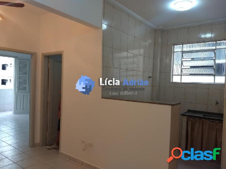 Apartamento 1 dormitório reformado - Boqueirão