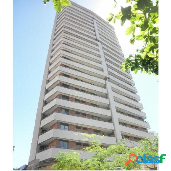 Apartamento a venda próximo ao Ari de Sá Aldeota