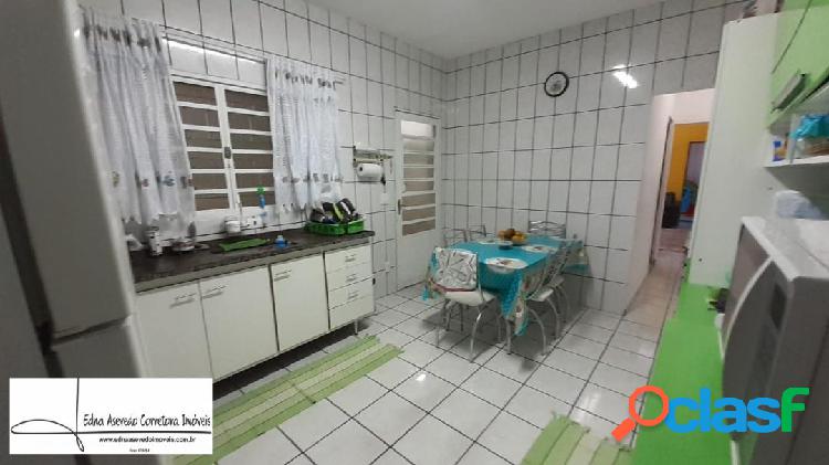 CASA TÉRREA - 2 DORMS.2 VAGAS - CIDADE SÃO JORGE - SANTO