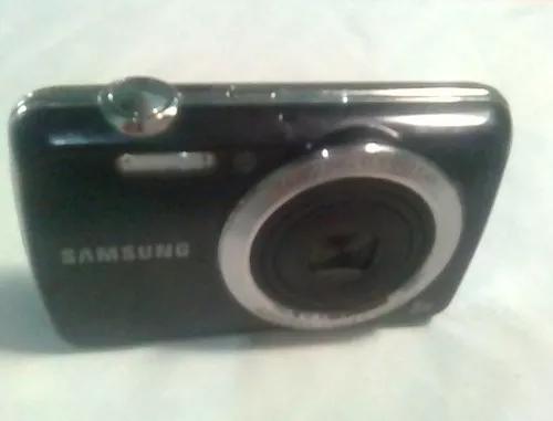 Camera Fotográfica Samsung 14.2 Mega Pixeis Digital