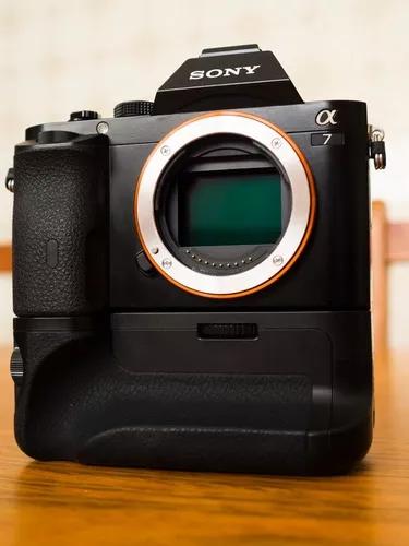 Camera Sony A7 Com Grip / S