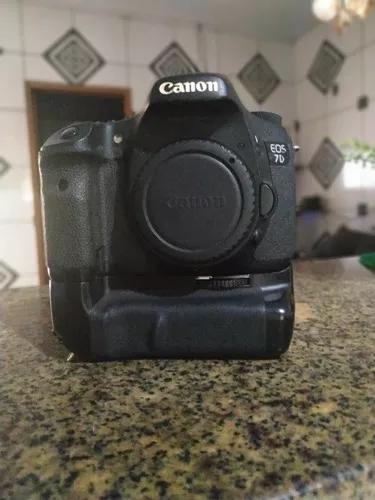 Câmera Canon 7d + Grip Mk7d + 16gb (leia A Descrição)