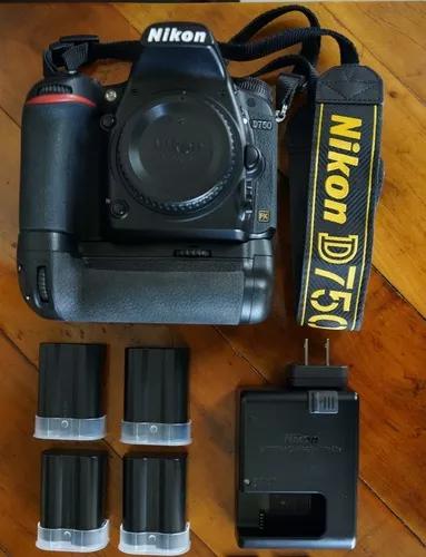 Câmera Nikon D750 - Corpo + Grip + 4 Baterias Originais