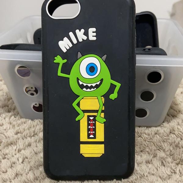 capa iphone 7/8 mike monstros s/a