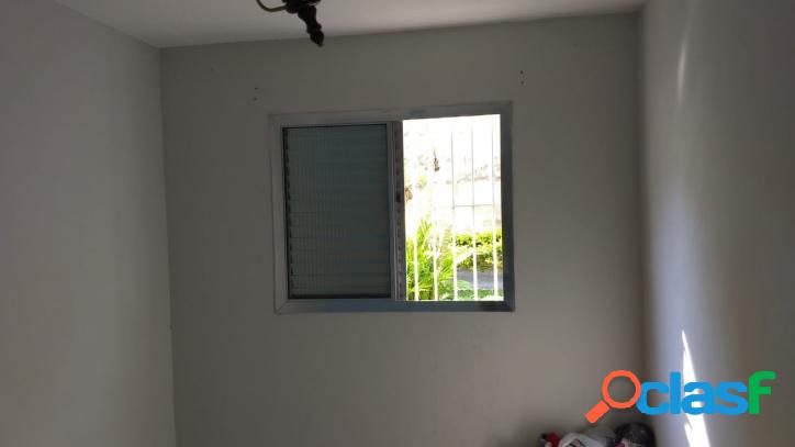 APARTAMENTO DOIS DORMITÓRIOS COHAB I