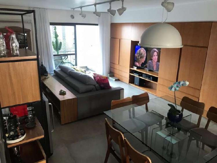 Apartamento à venda com 130m² - Moema, São Paulo.