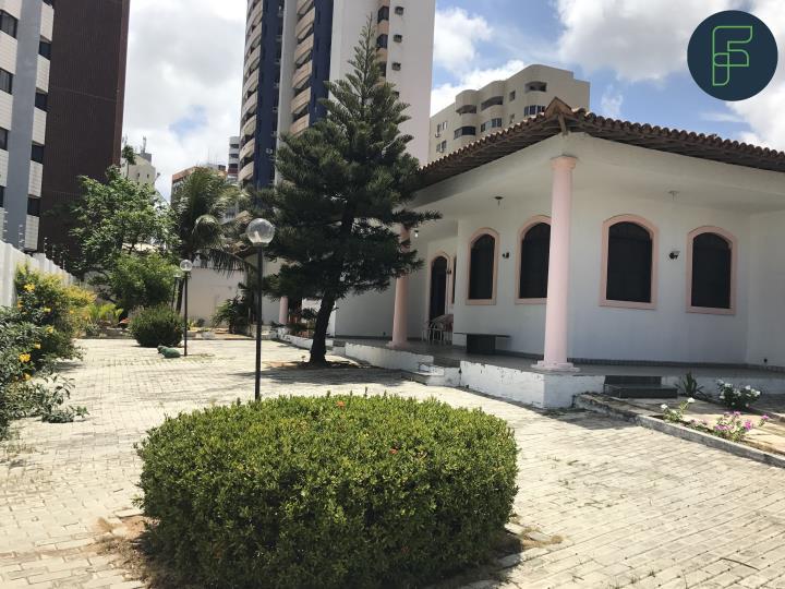 Casa de 400 metros quadrados no bairro Aldeota com 4 quartos