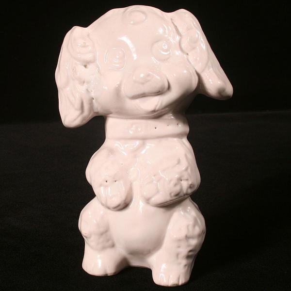Simpático Cachorro Poodle Em Porcelana Branca - Anos 70