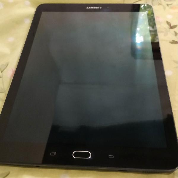Tablet Samsung Galaxy Tab S2 + capinha