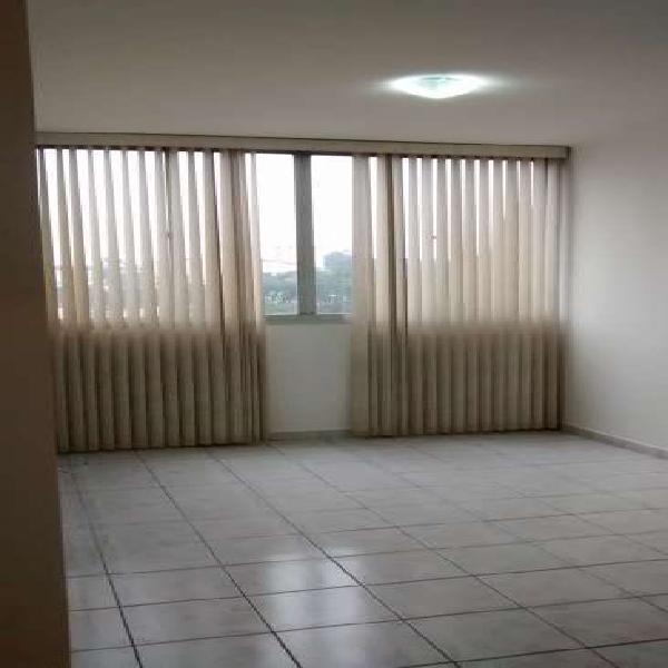 VENDE-SE ÓTIMO APARTAMENTO PRÓXIMO AO METRO CAMPO LIMPO