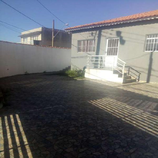 Casa Térrea com 2 quartos sendo 01 suíte, Jardim Aeroporto