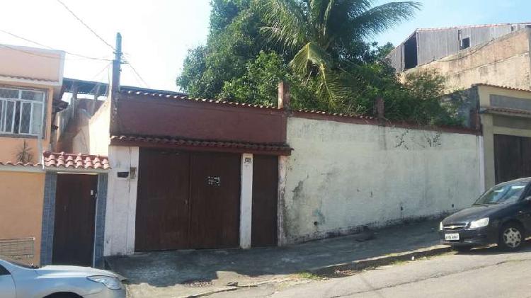 Casa para venda com 221 metros quadrados com 1 quarto em