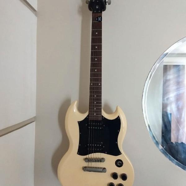 Guitarra Epiphone SG modelo G400