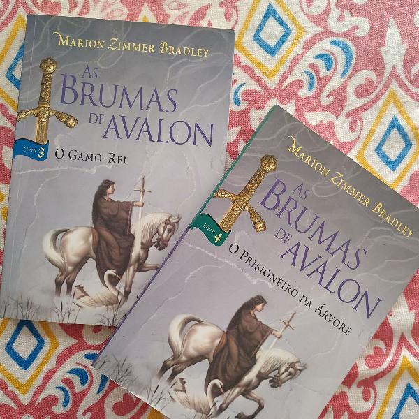 Kit 2 livros da saga As Brumas de Avalon