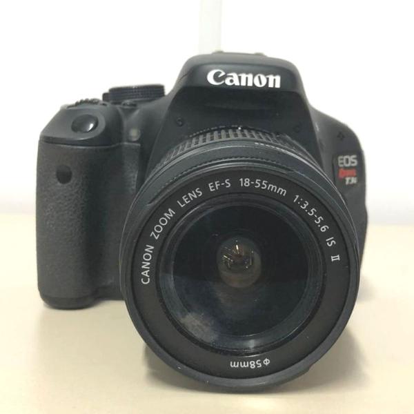 canon t3i + lente 18-55mm com 8790