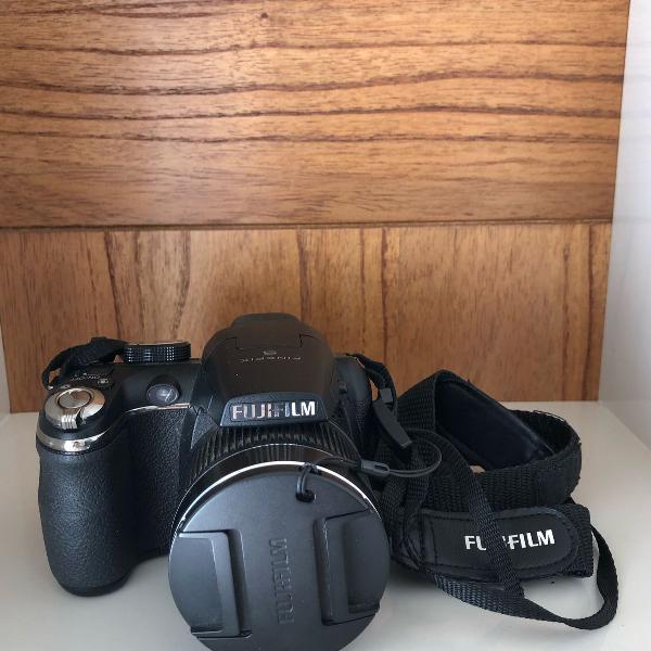 câmera semi profissional fujifilm finepix s3300