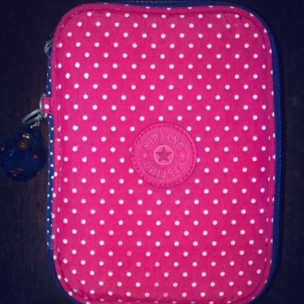 estojo kipling 100 pens dots