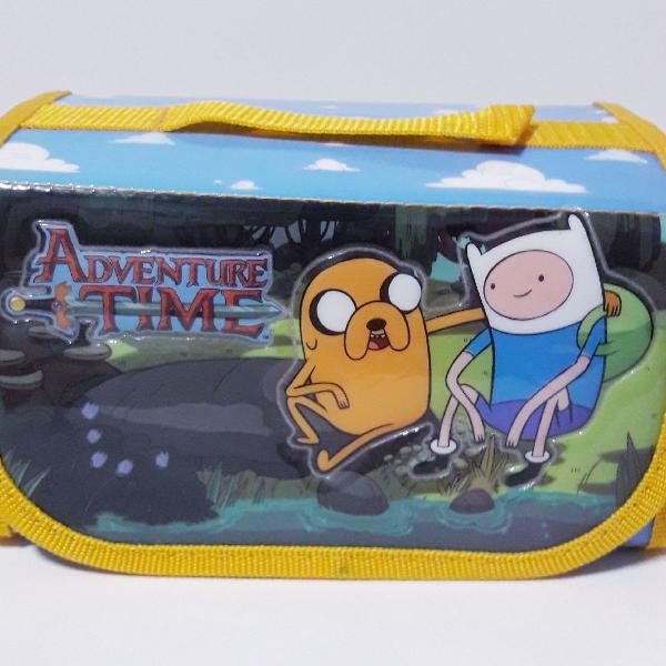 estojo versátil adventure time