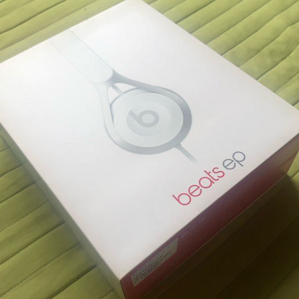 fone beats by dre ep branco