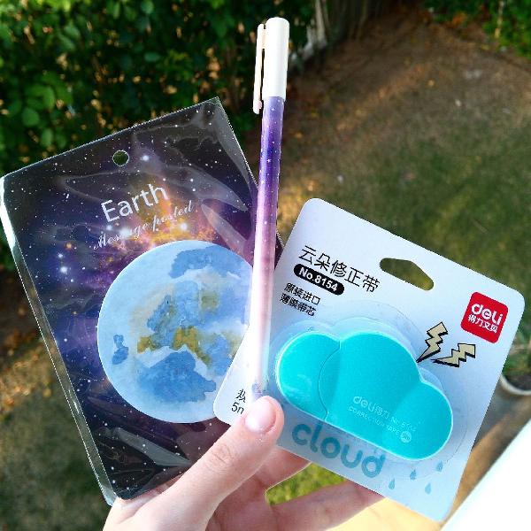 kit papelaria universo
